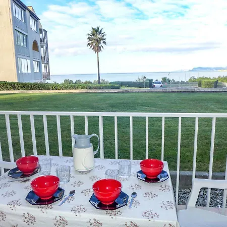 Le Grand Large By Interhome سيكس-فور-لو-بلاج